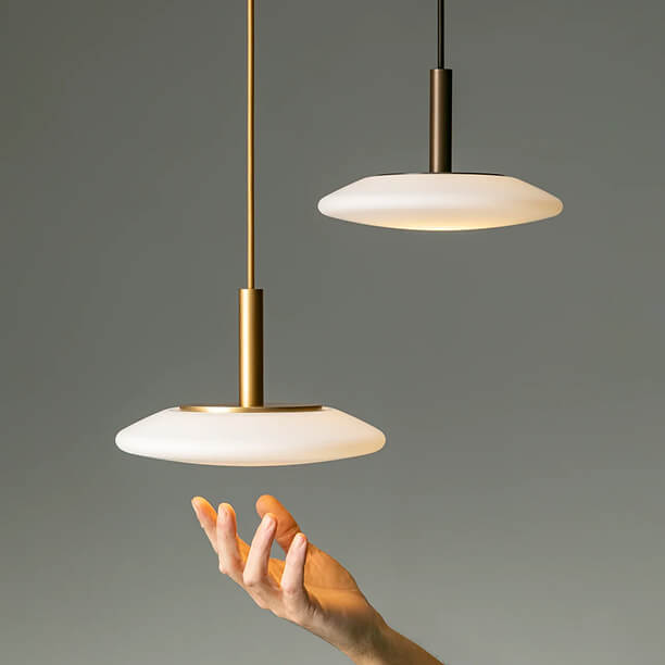 FLOS design világítás katalógusa prémium lámpakollekciókkal
