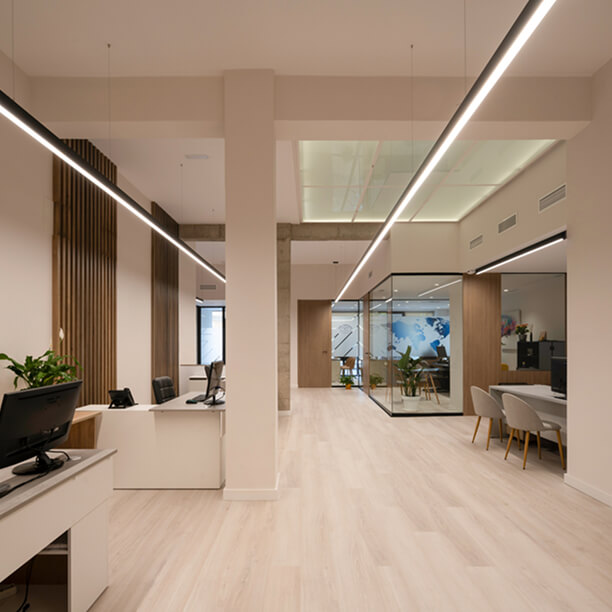 FLOS design világítás katalógusa prémium lámpakollekciókkal